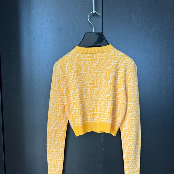 Fendi Cropped Cardigan - Picture 5 of 5